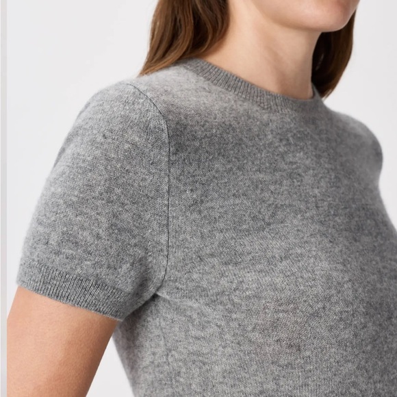 Quince Magnolian Cashmere tee - Picture 2 of 6